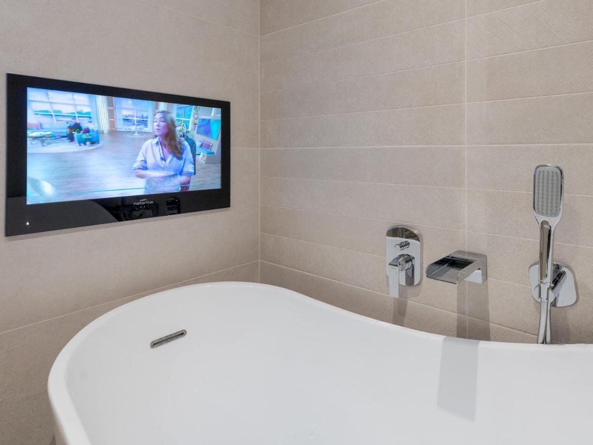 Pass The Keys 1 Bed Albury Contemporary Apartment With Secure Parking Shrewsbury Dış mekan fotoğraf