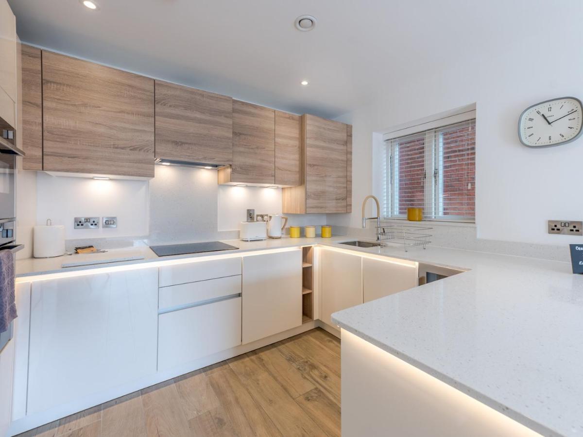 Pass The Keys 1 Bed Albury Contemporary Apartment With Secure Parking Shrewsbury Dış mekan fotoğraf