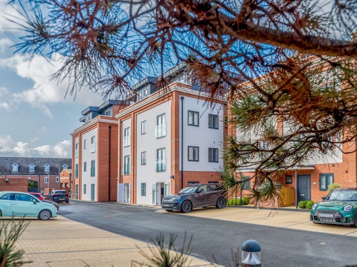 Pass The Keys 1 Bed Albury Contemporary Apartment With Secure Parking Shrewsbury Dış mekan fotoğraf