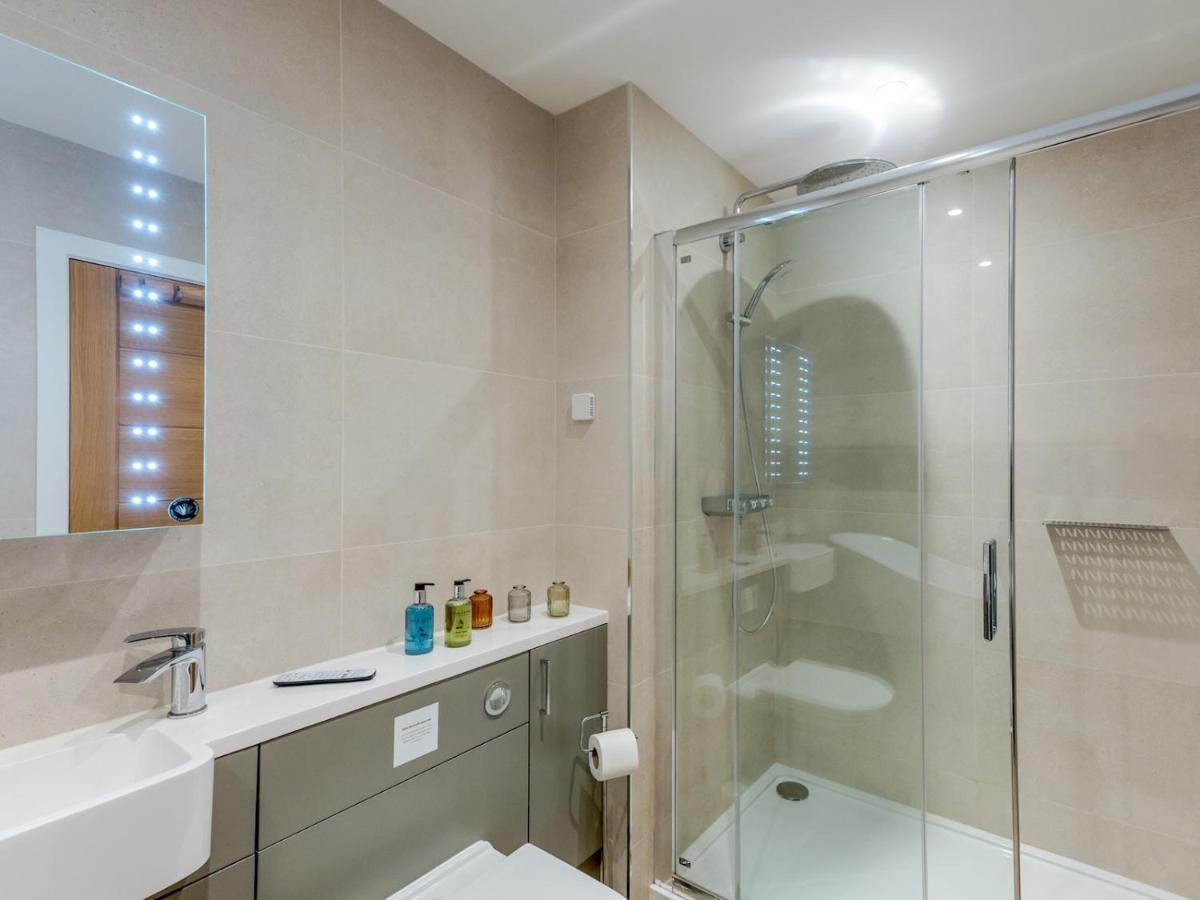 Pass The Keys 1 Bed Albury Contemporary Apartment With Secure Parking Shrewsbury Dış mekan fotoğraf